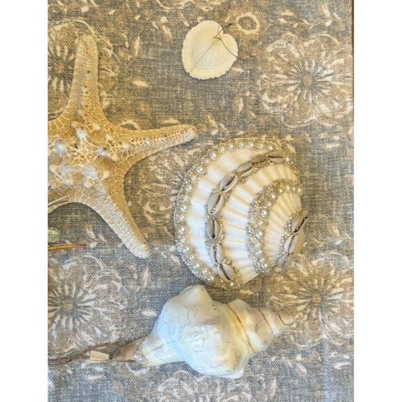 Set of 5 Handmade Coastal Shell Decor Starfish Pearls Natural Shells Christmas - Picture 4 of 4
